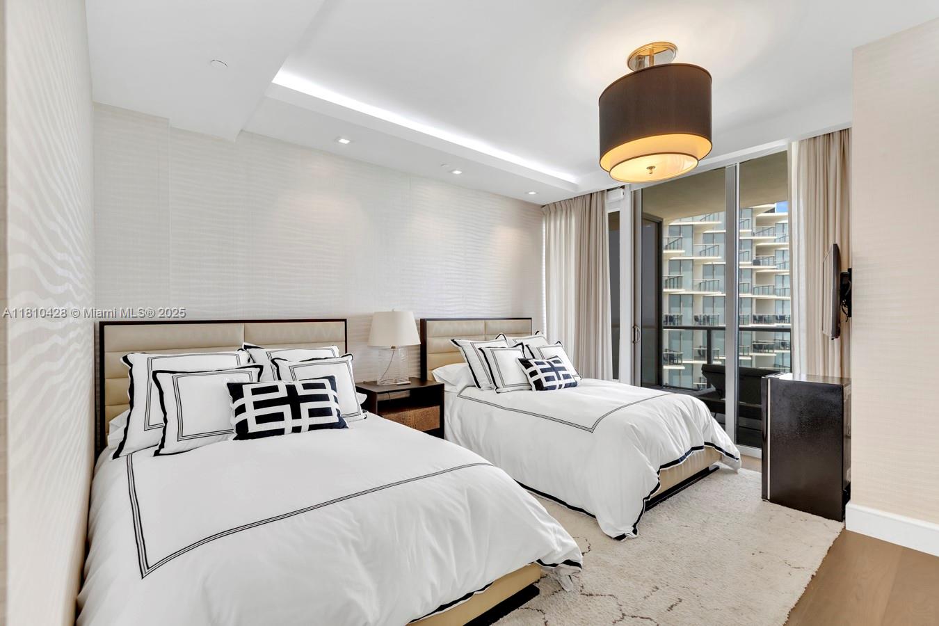 St Regis South - Residential