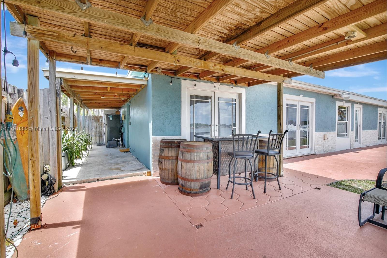 PALM SPRINGS NORTH SEC T - Residential