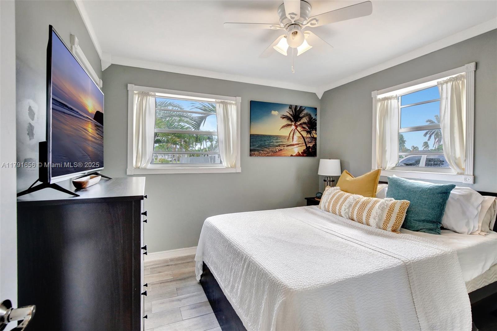 PALM SPRINGS NORTH SEC T - Residential