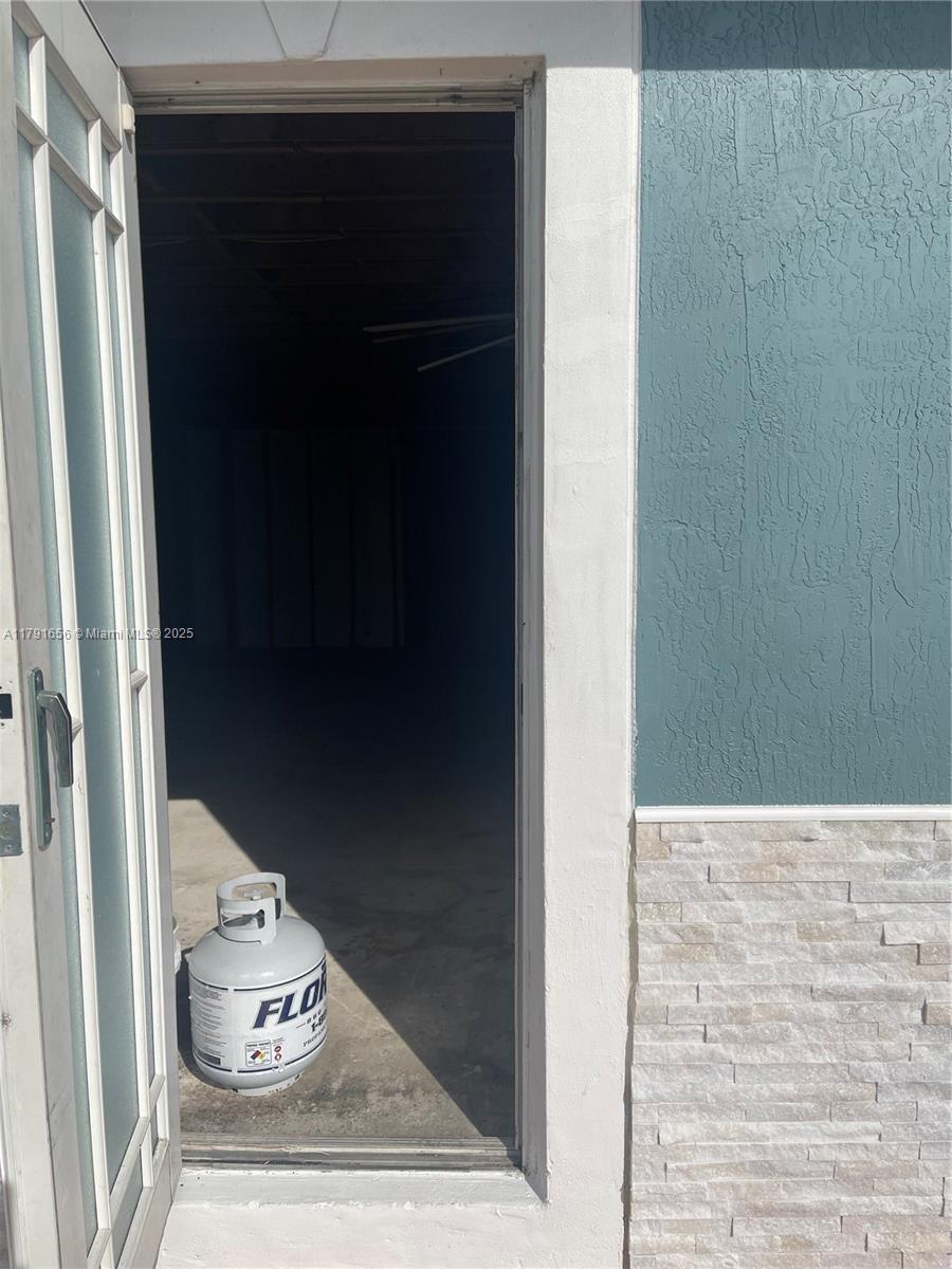 PALM SPRINGS NORTH SEC T - Residential