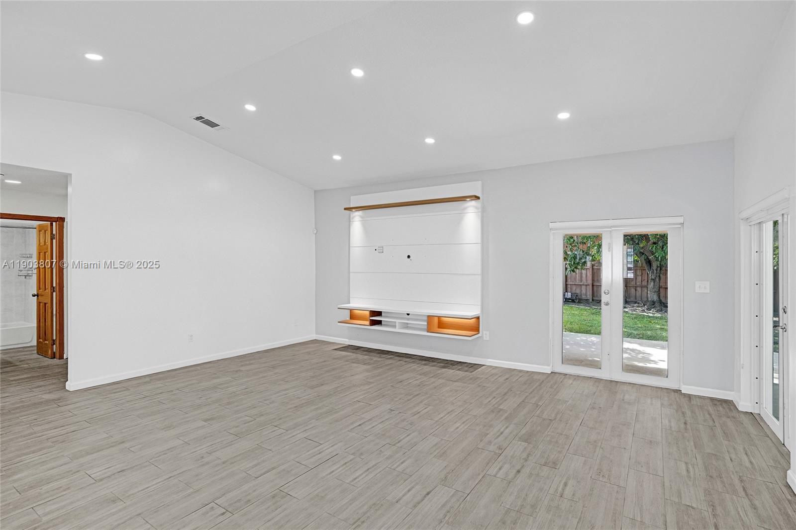 GRAPEVINE - Residential