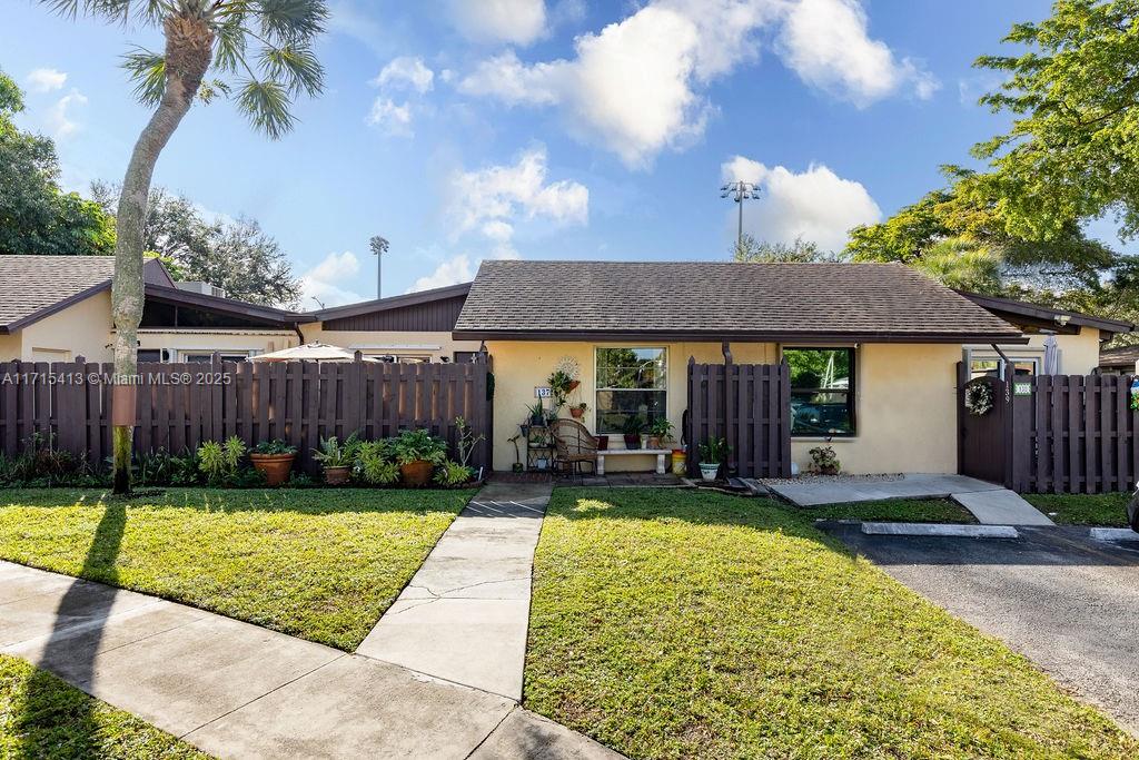 Property for Sale at 137 Fox Rd 3-45, Hollywood, Broward County, Florida - Bedrooms: 2 
Bathrooms: 2  - $240,000