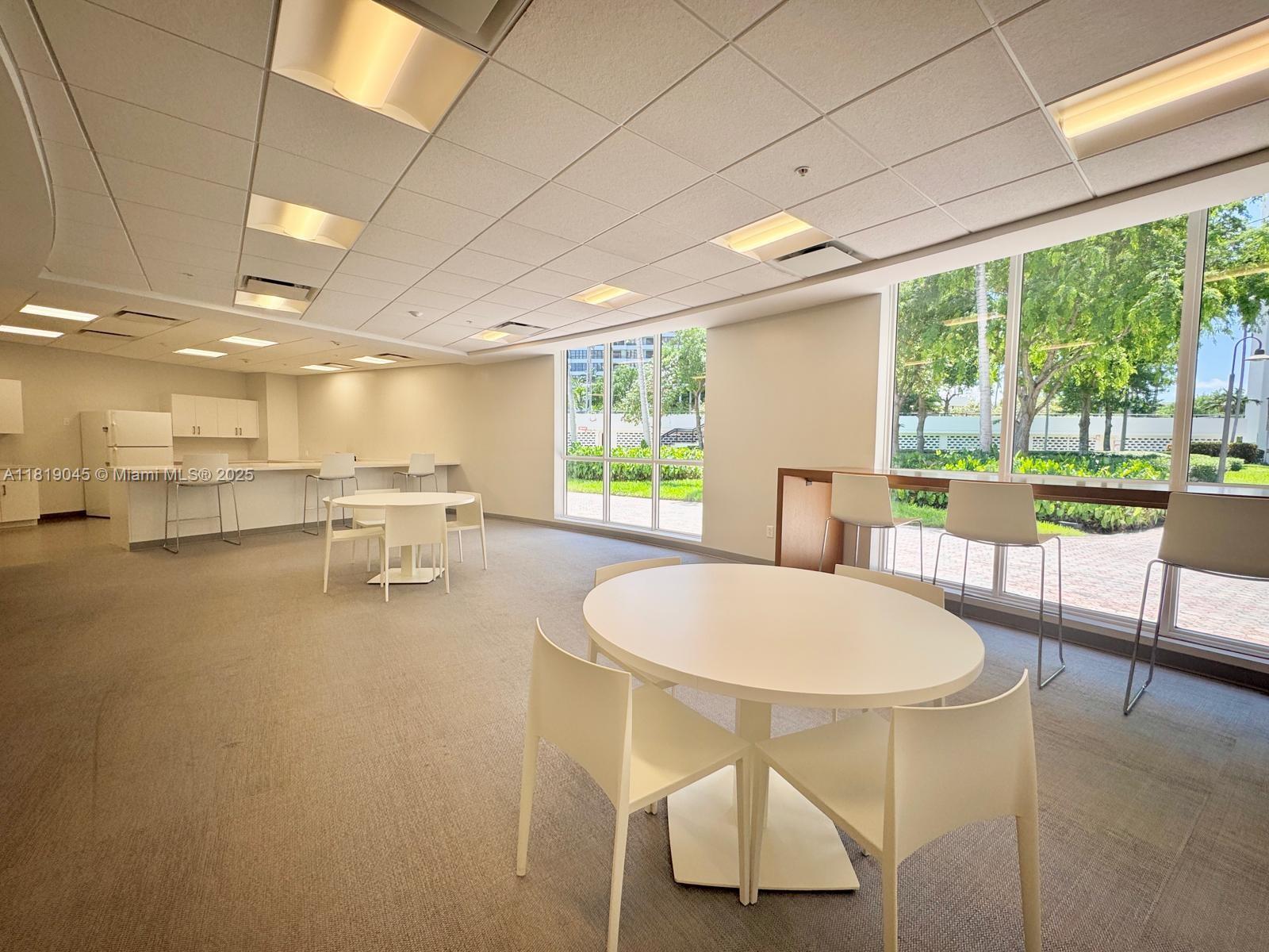 OLYMPUS CONDO PHASE - Residential