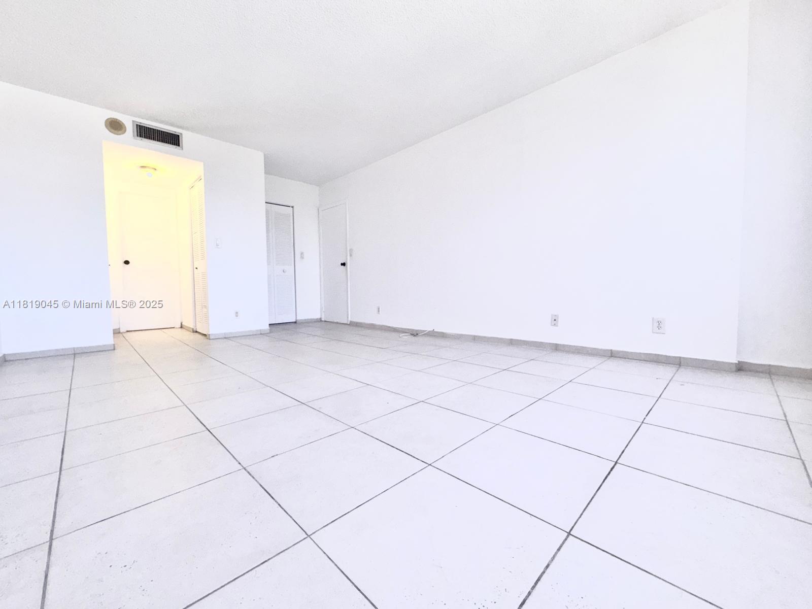 OLYMPUS CONDO PHASE - Residential