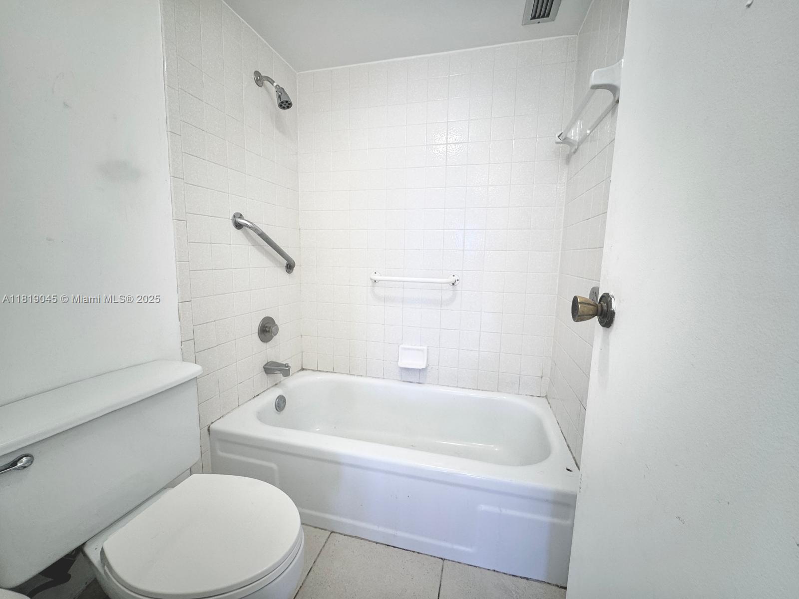 OLYMPUS CONDO PHASE - Residential