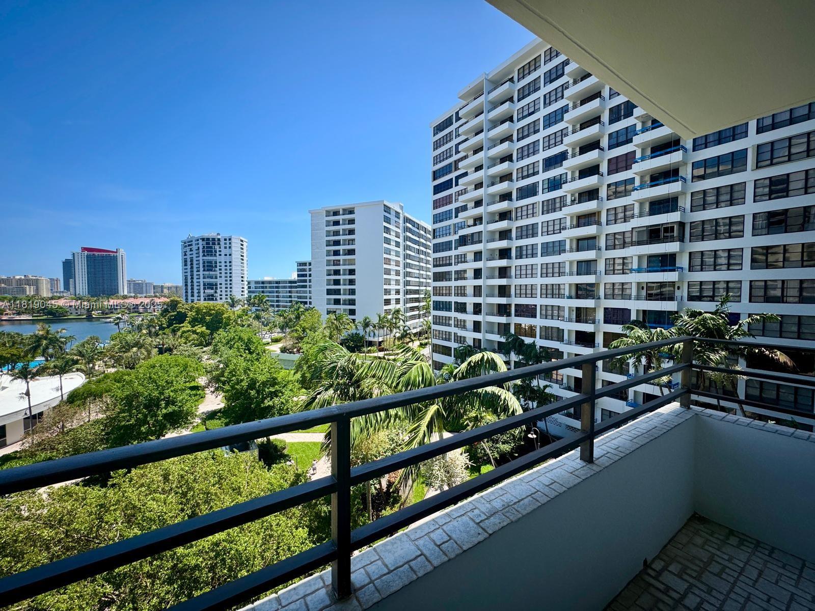 OLYMPUS CONDO PHASE - Residential