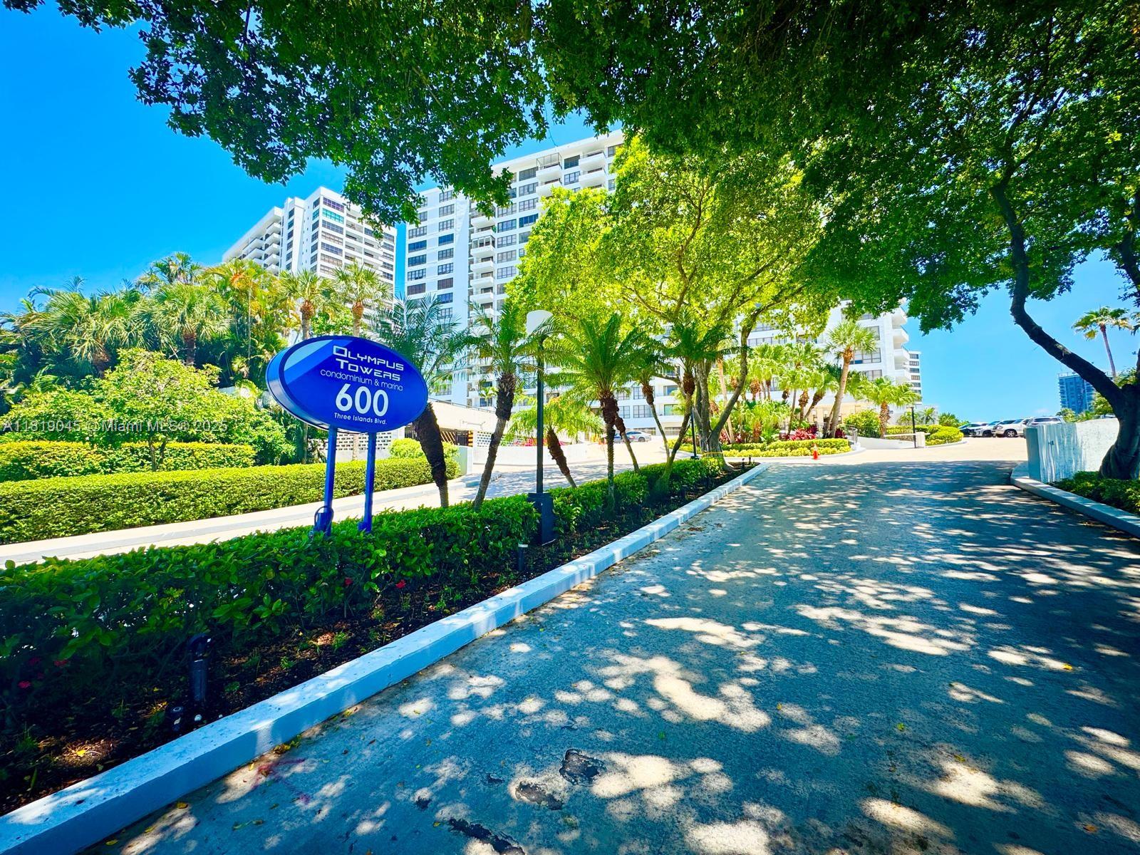 OLYMPUS CONDO PHASE - Residential