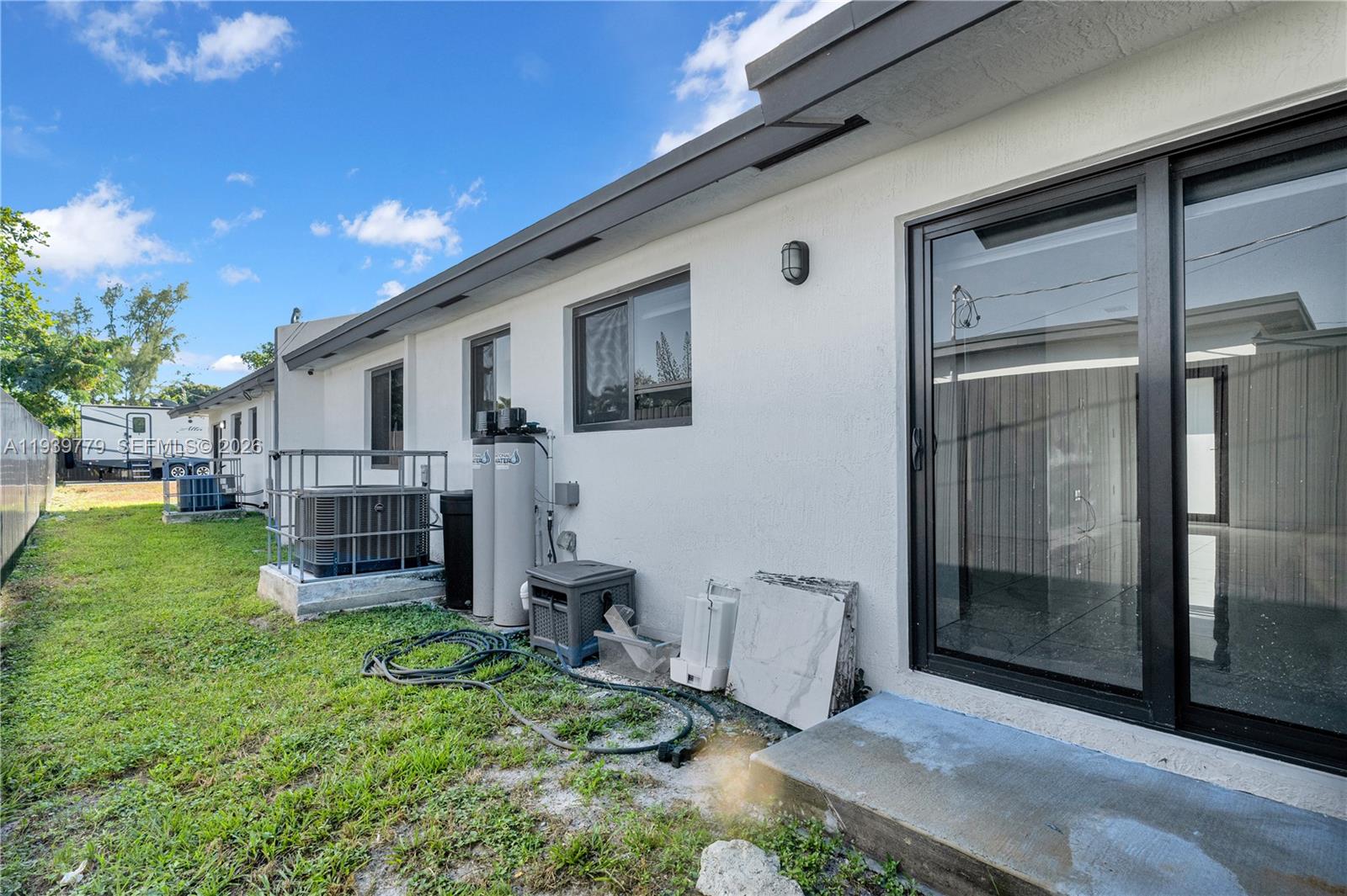 SMITH TERRACE - Residential Income