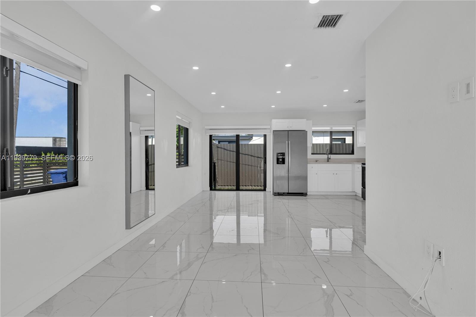 SMITH TERRACE - Residential Income