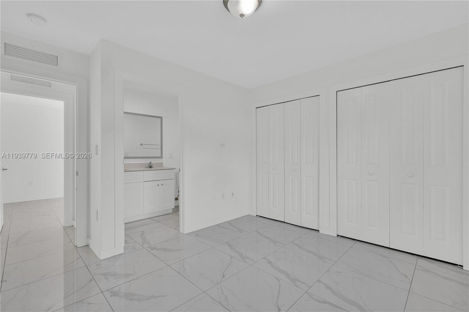 SMITH TERRACE - Residential Income