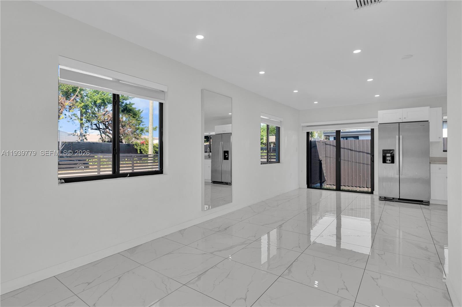 SMITH TERRACE - Residential Income