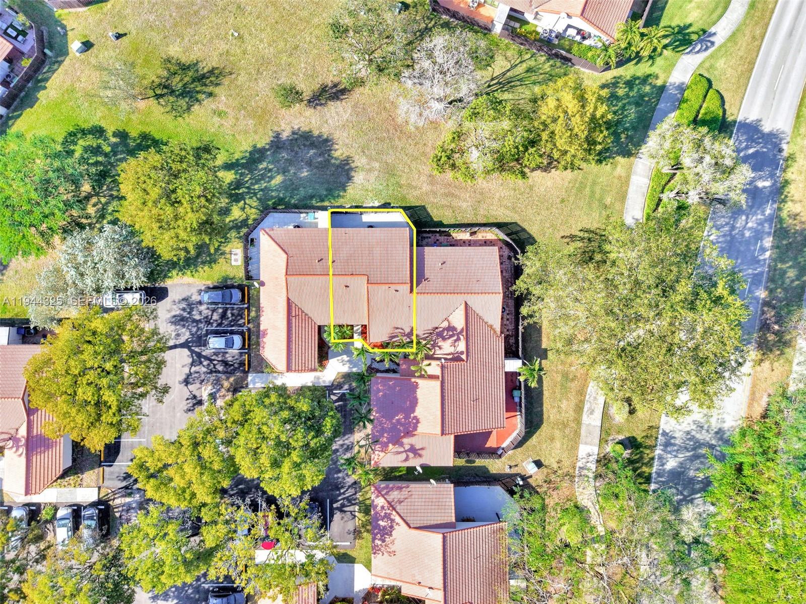 LAKES MEADOW VILG HOMES C - Residential