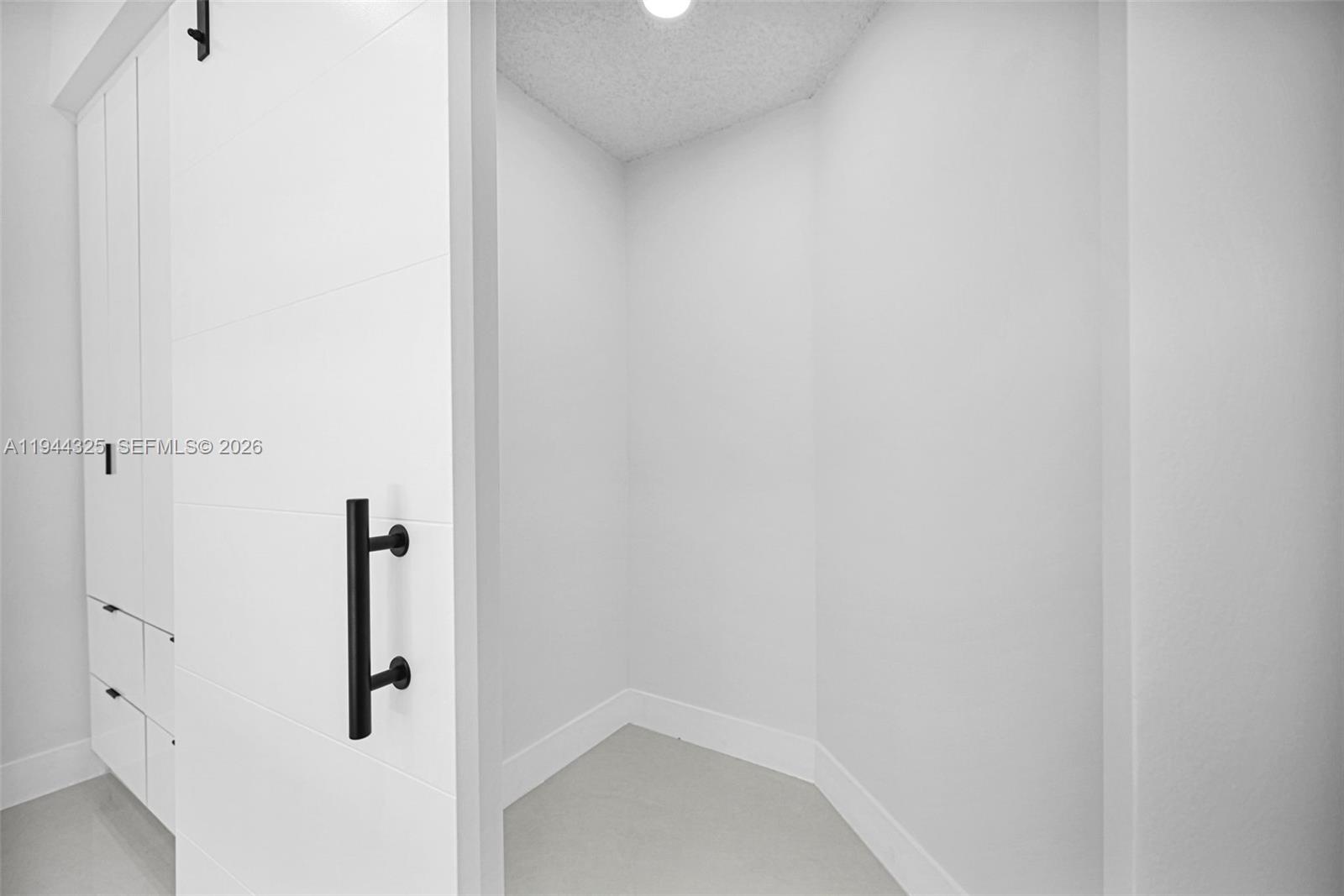 LAKES MEADOW VILG HOMES C - Residential