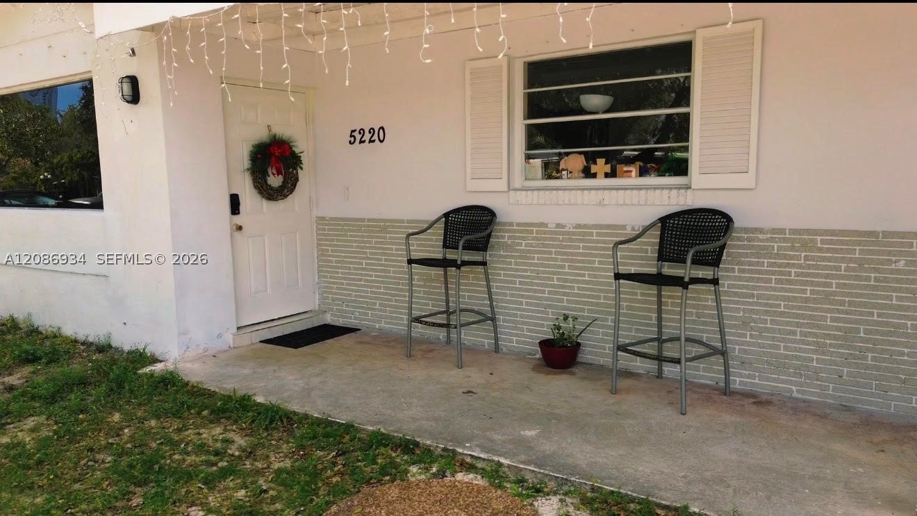5220 SW 57th St