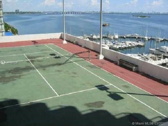 VENETIA CONDO - Residential Lease