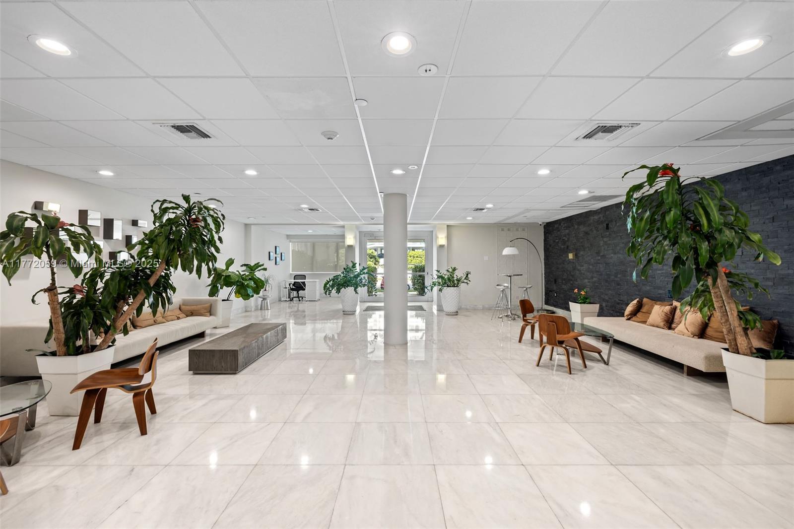 MIRADOR 1035 CONDO - Residential