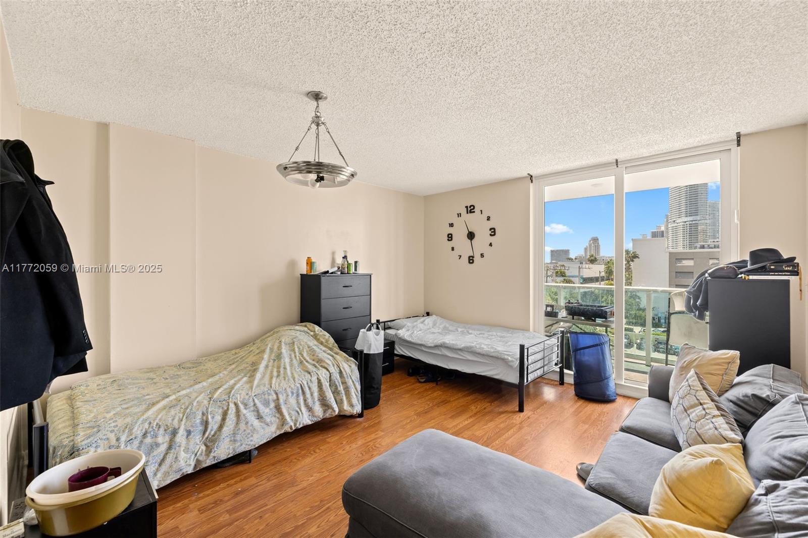 MIRADOR 1035 CONDO - Residential