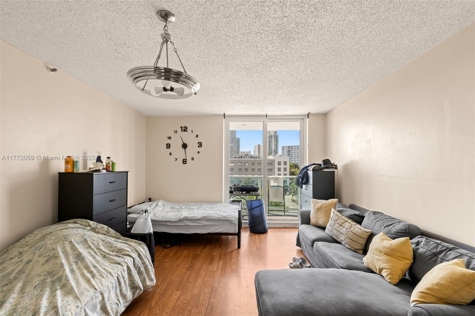 MIRADOR 1035 CONDO - Residential