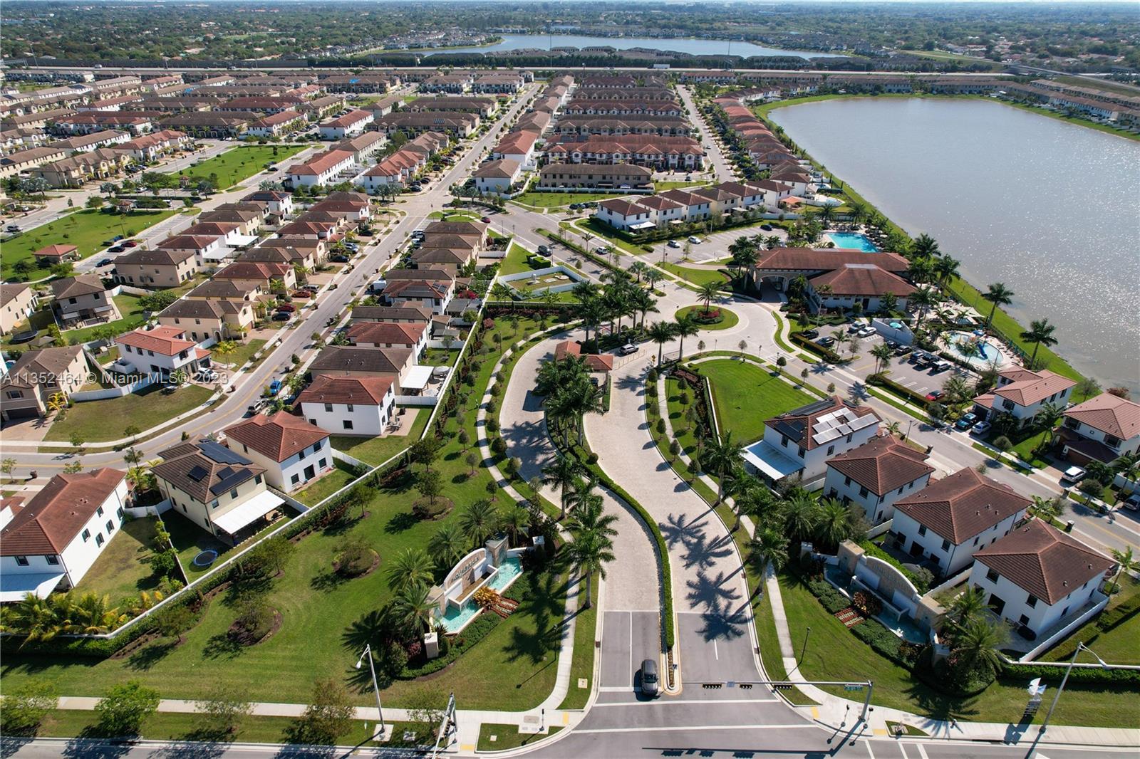 AQUABELLA SECTION TWO - Residential