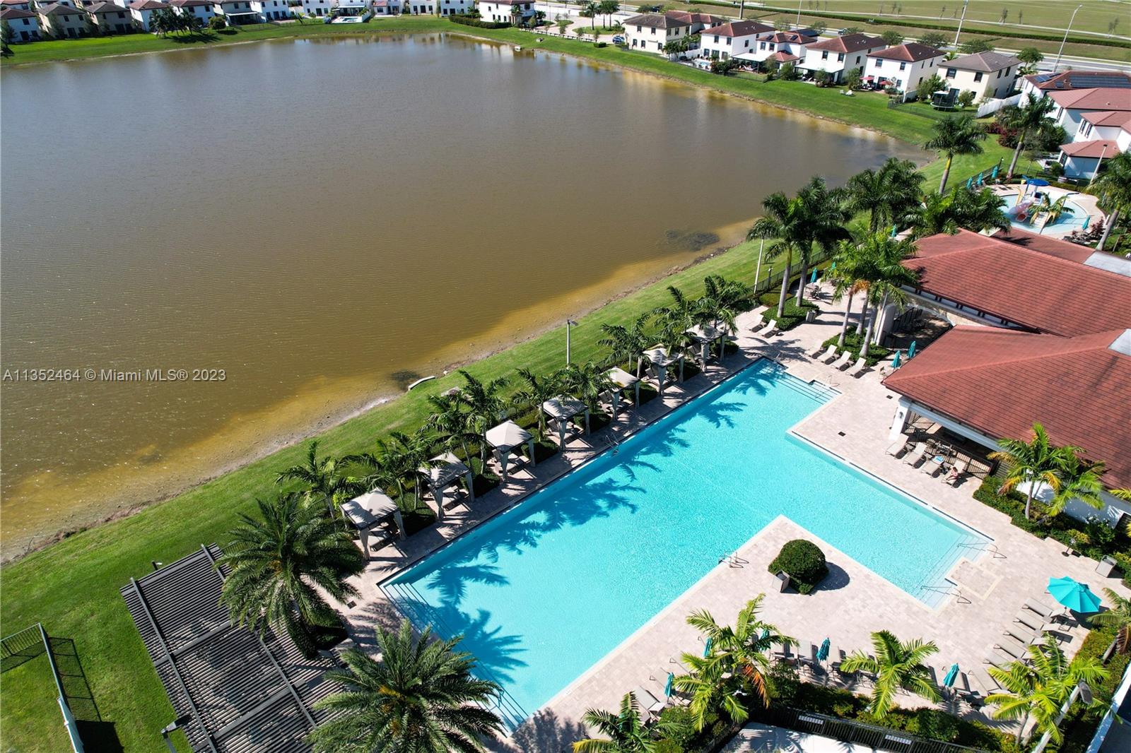 AQUABELLA SECTION TWO - Residential