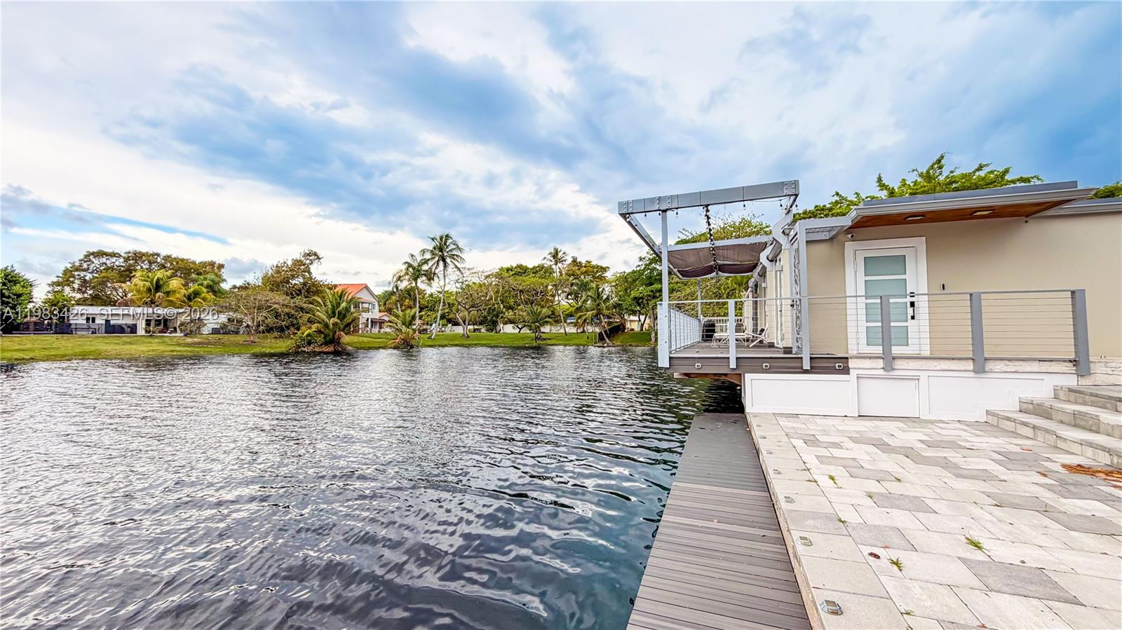 MIAMI LAKES-LAKE KATHARIN - Residential