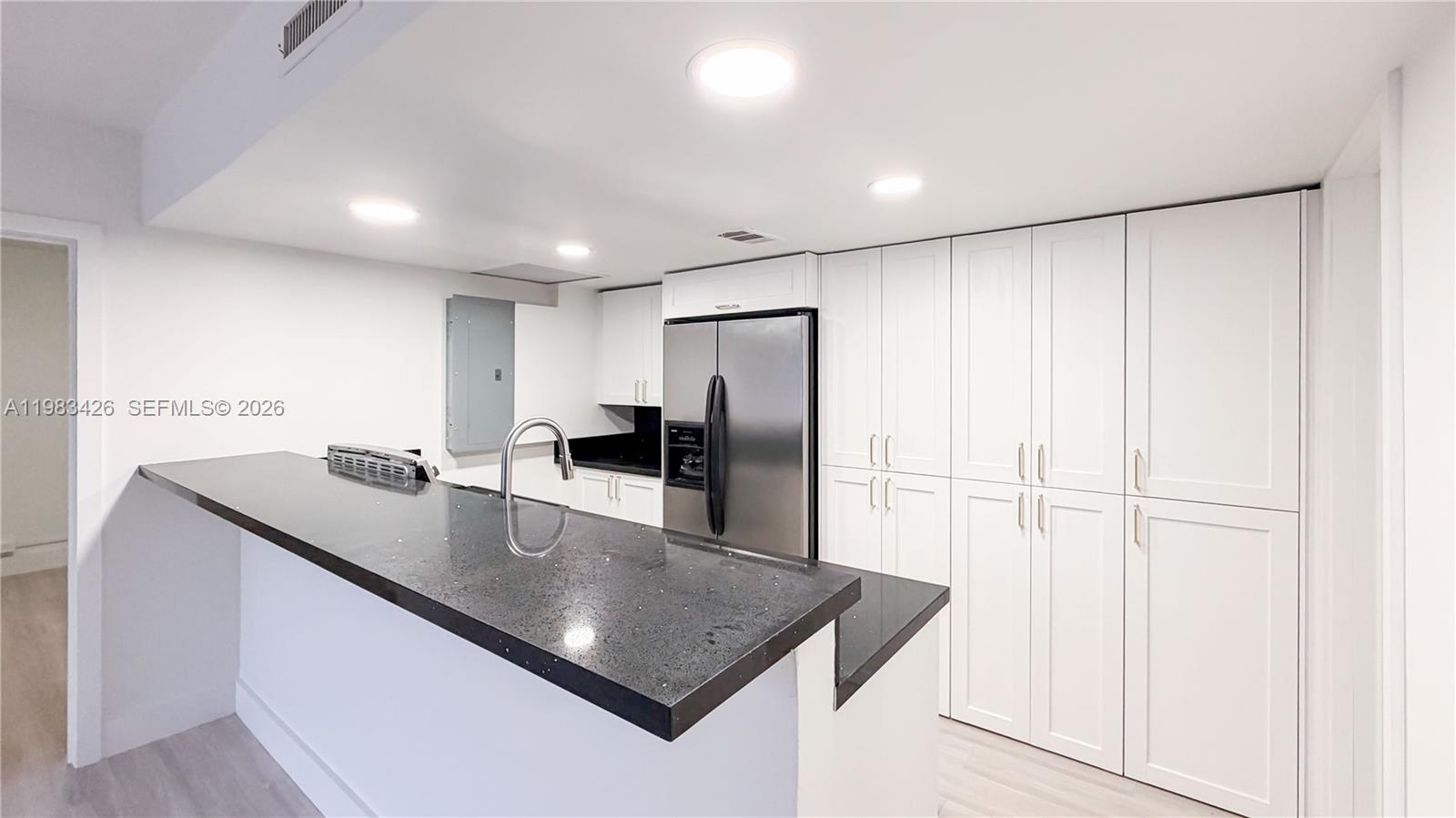 MIAMI LAKES-LAKE KATHARIN - Residential