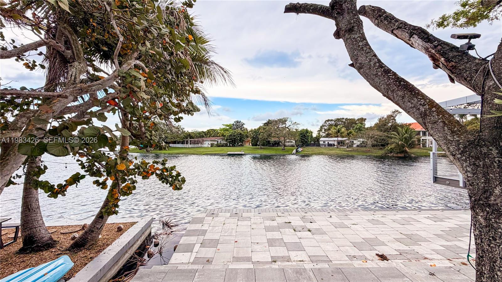 MIAMI LAKES-LAKE KATHARIN - Residential