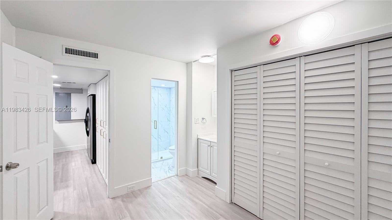 MIAMI LAKES-LAKE KATHARIN - Residential