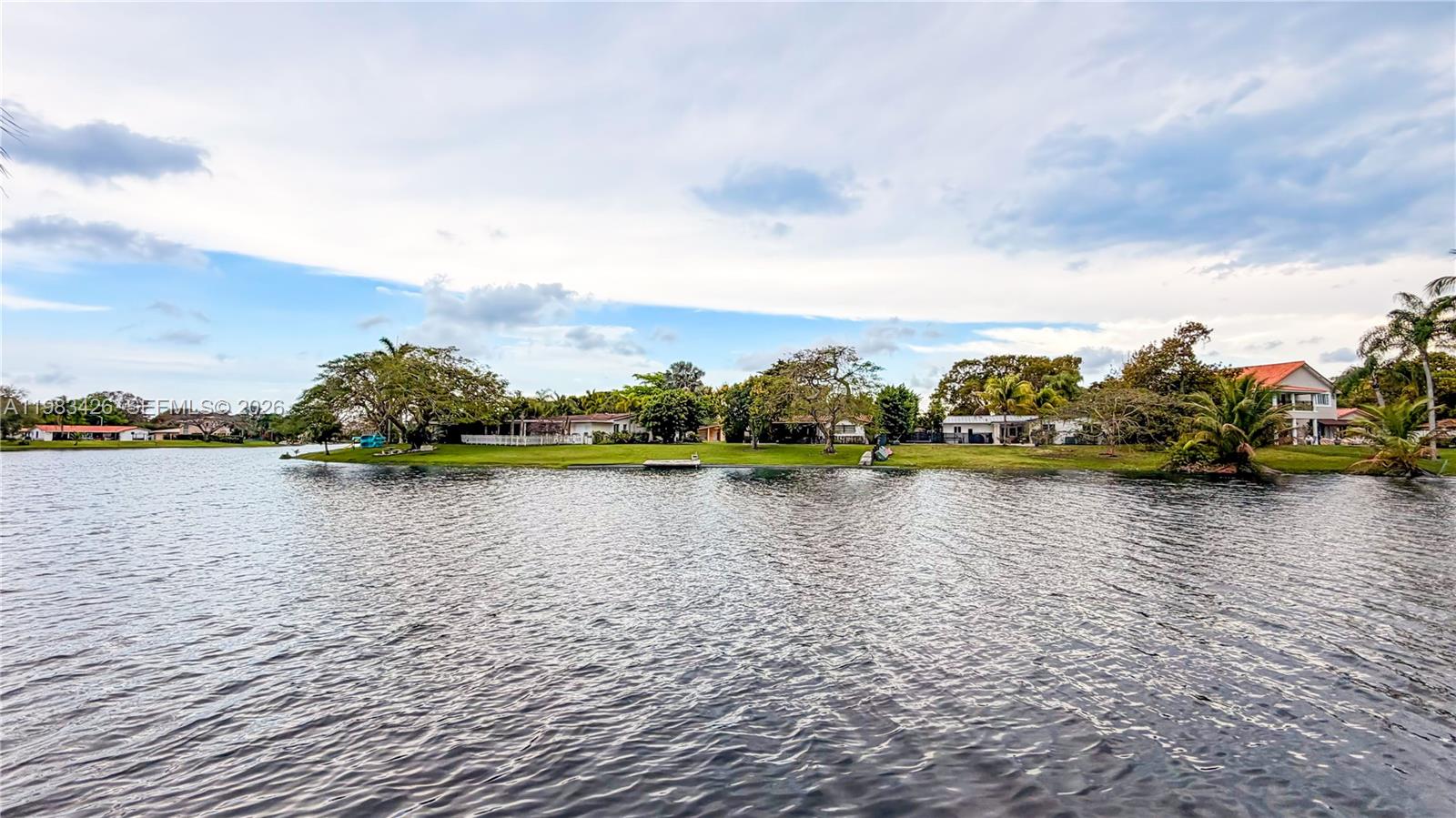 MIAMI LAKES-LAKE KATHARIN - Residential