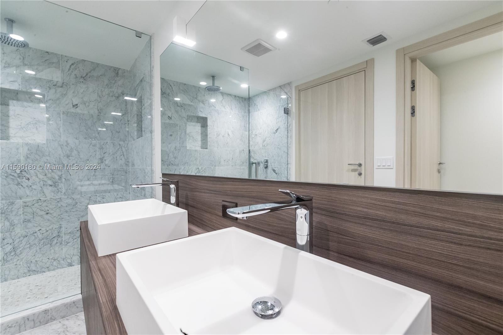 BRICKELL FLATIRON CONDO - Residential