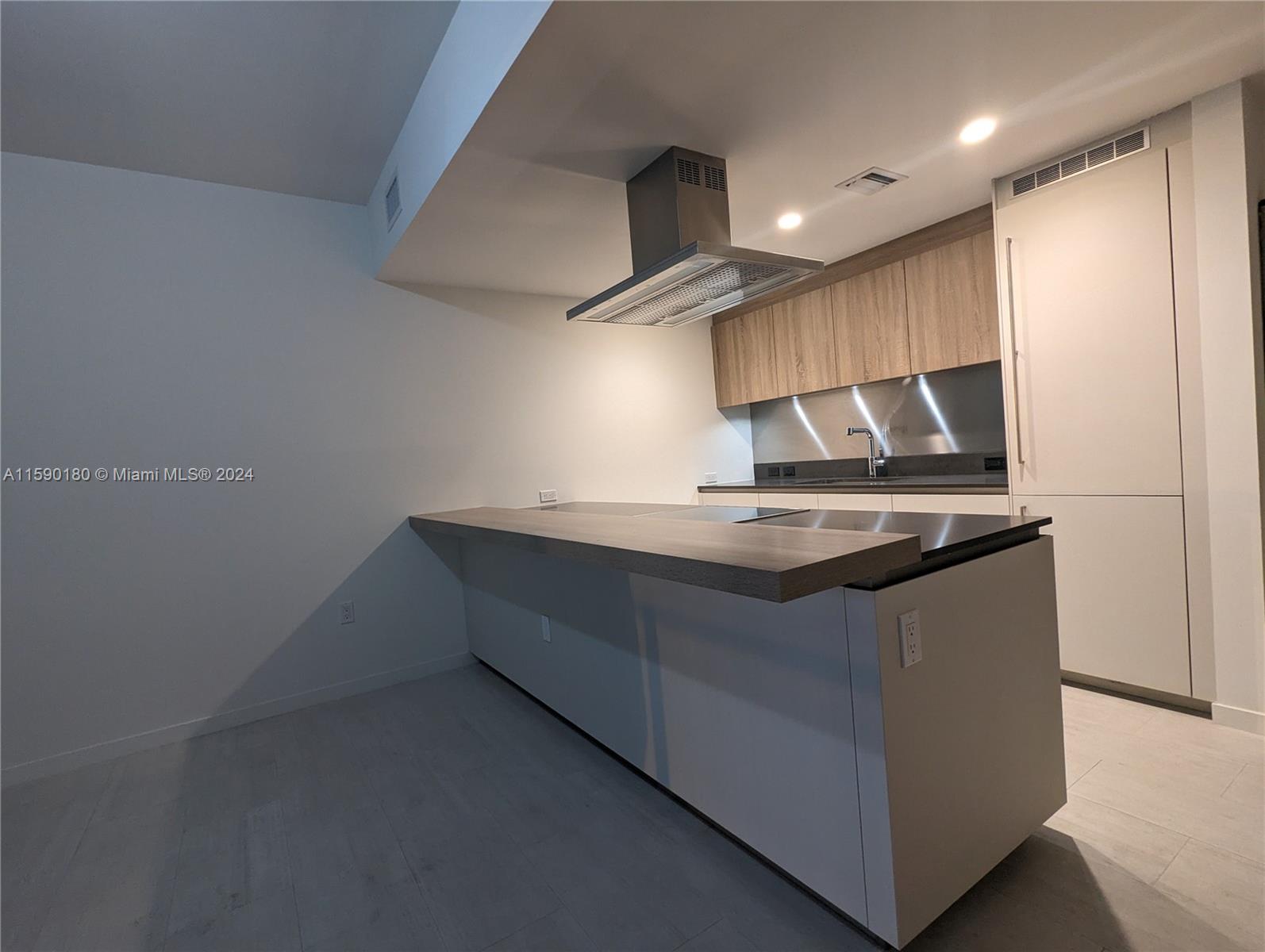BRICKELL FLATIRON CONDO - Residential