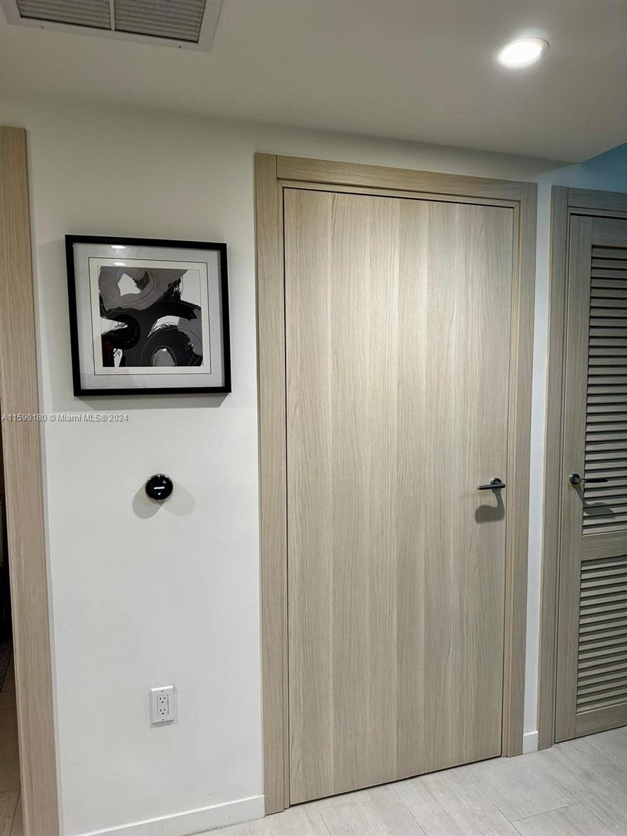 BRICKELL FLATIRON CONDO - Residential