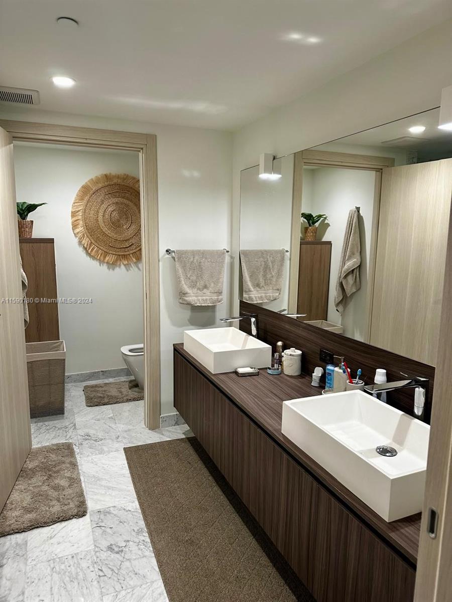 BRICKELL FLATIRON CONDO - Residential