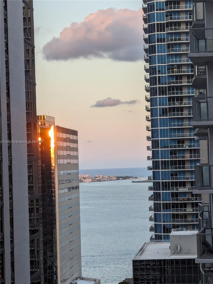 BRICKELL FLATIRON CONDO - Residential