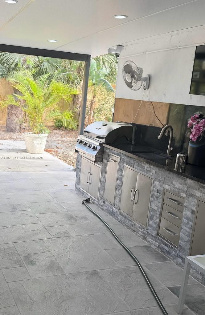 BUNCHE PARK - Residential Lease