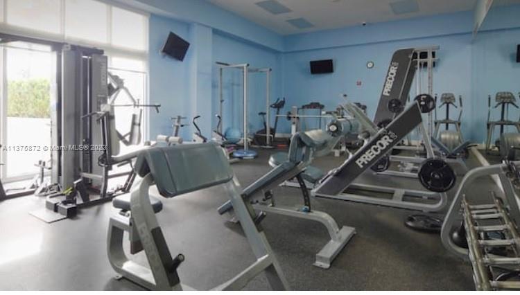 CORAL PLAZA OF MIAMI COND - Residential Lease