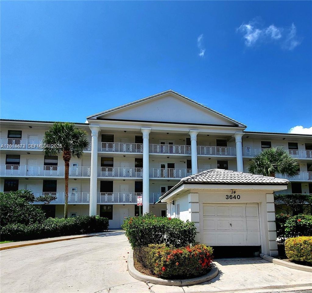 Photo of 3640 Whitehall Dr #406, West Palm Beach, FL 33401 (MLS # A12014672)