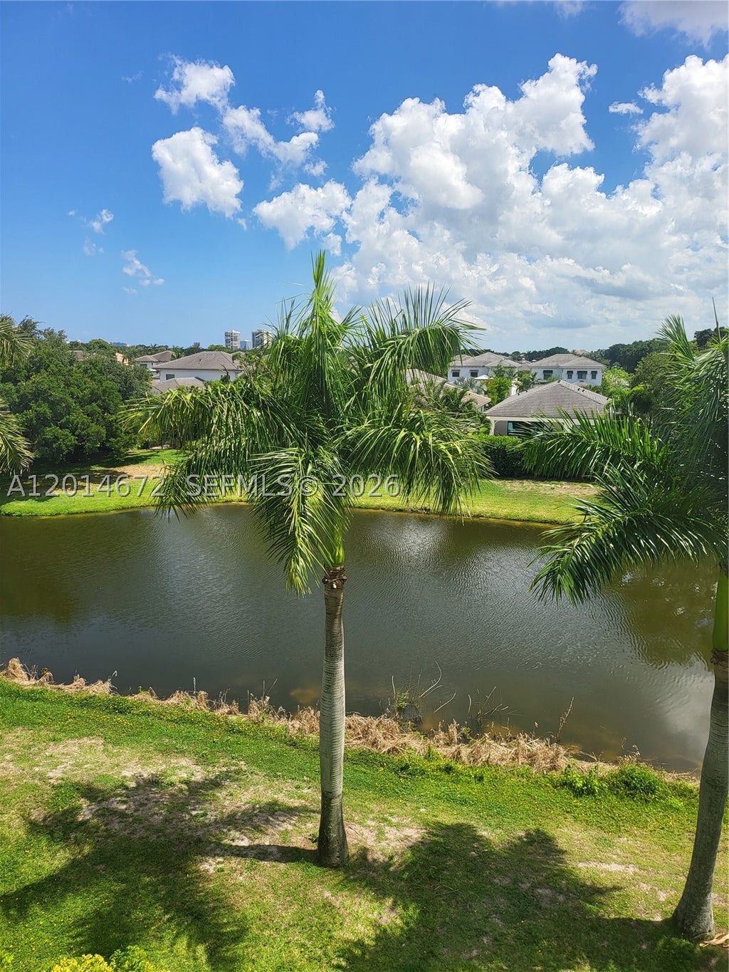 Photo of 3640 Whitehall Dr #406, West Palm Beach, FL 33401 (MLS # A12014672)