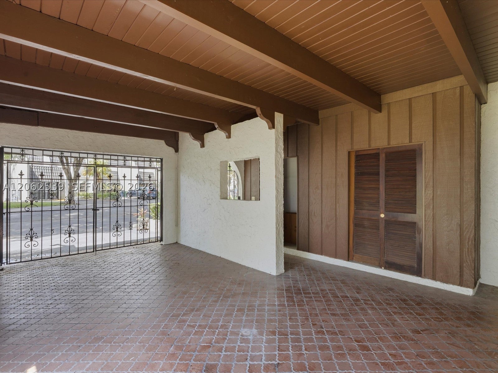8886 SW 62nd Ter 8-A