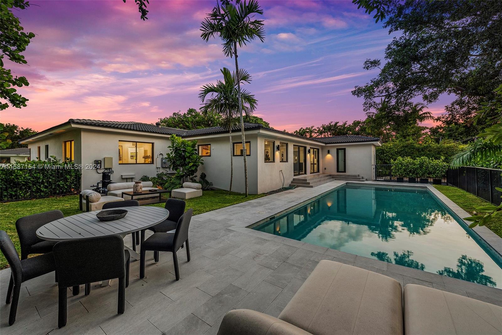 REV PL MIAMI SHORES SEC 8 - Residential