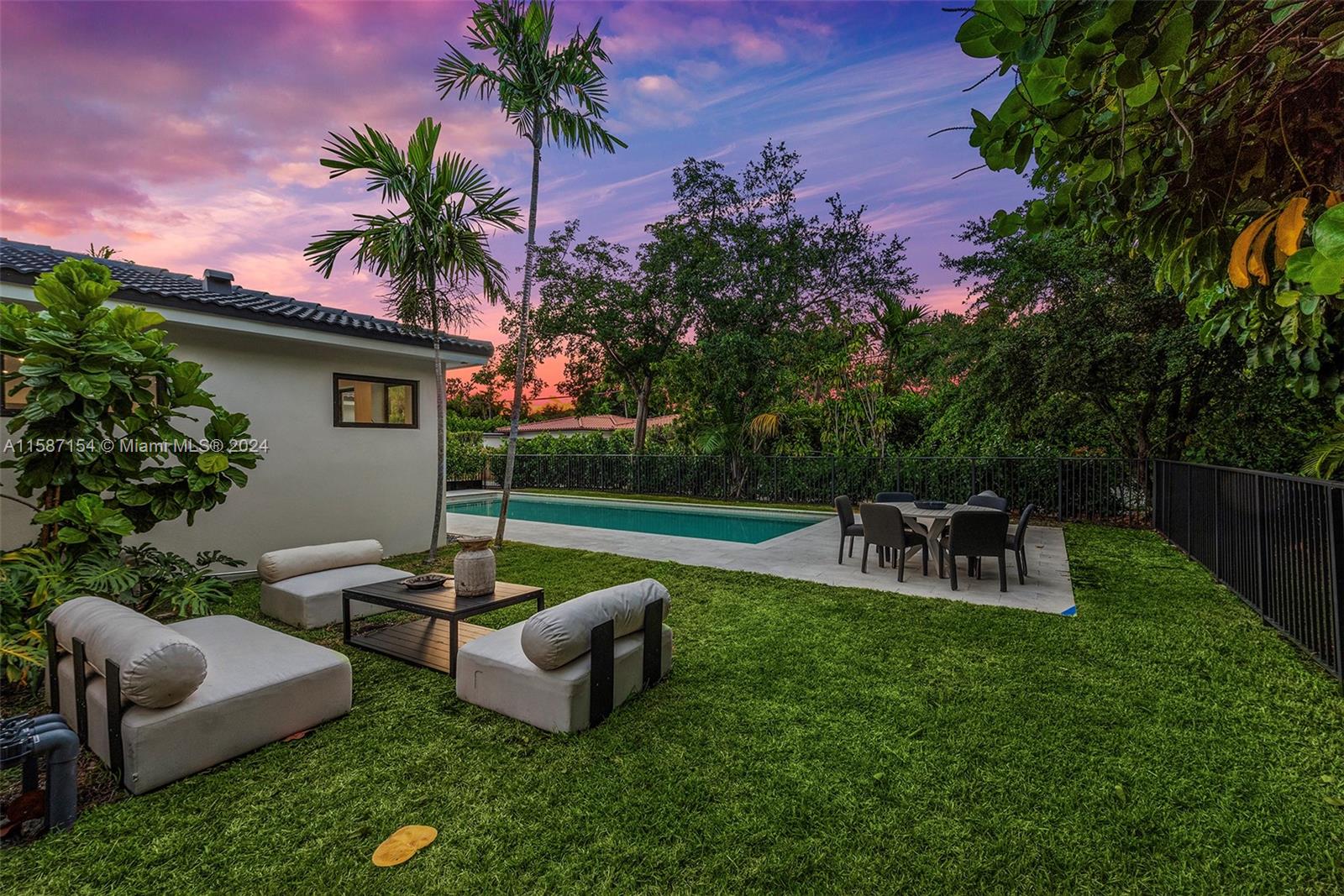 REV PL MIAMI SHORES SEC 8 - Residential