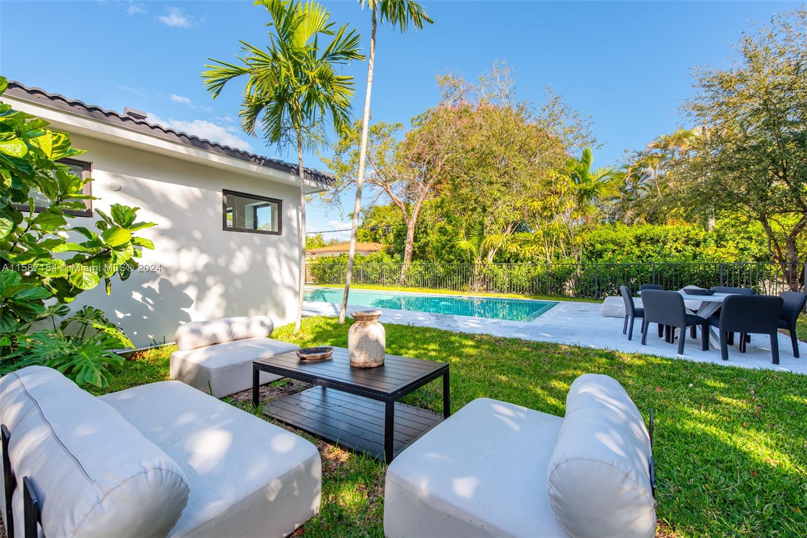 REV PL MIAMI SHORES SEC 8 - Residential