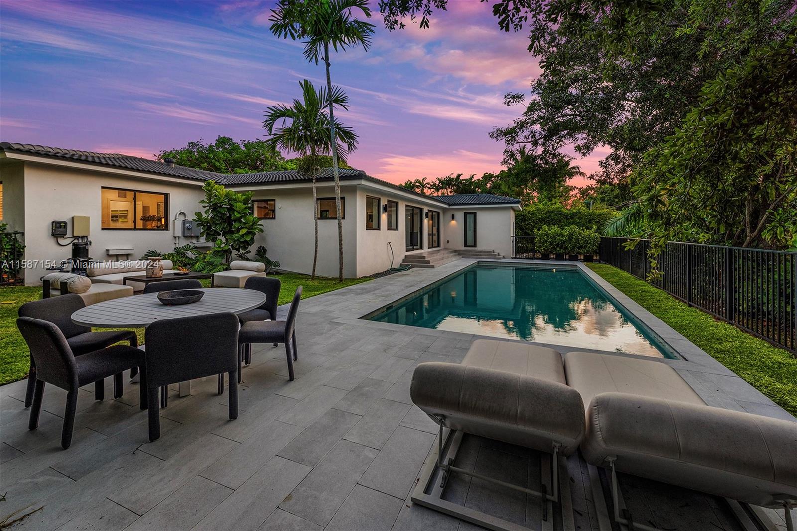 REV PL MIAMI SHORES SEC 8 - Residential