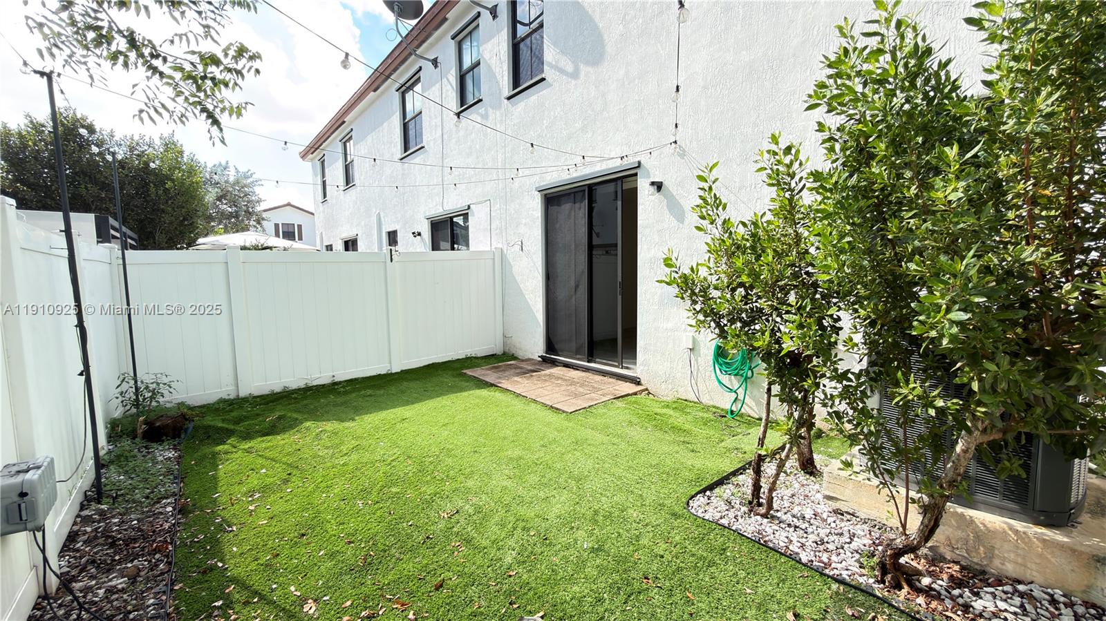 AQUABELLA SECTION ONE - Residential Lease