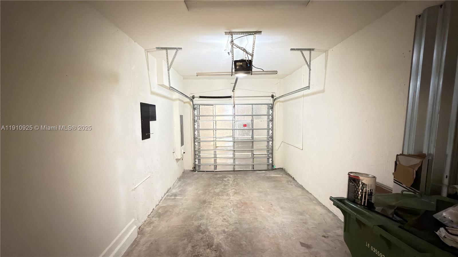 AQUABELLA SECTION ONE - Residential Lease