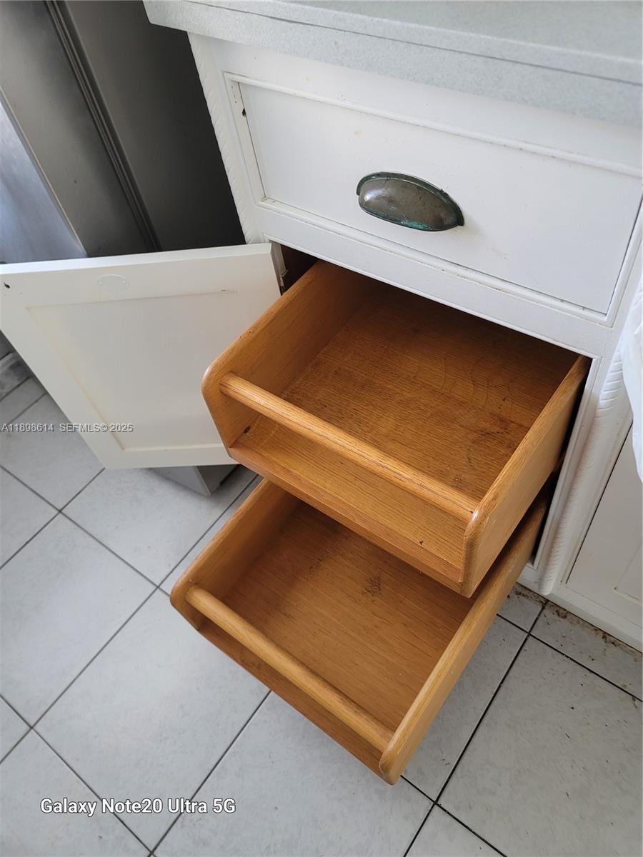 CYPRESS GARDENS CONDOMINI - Residential