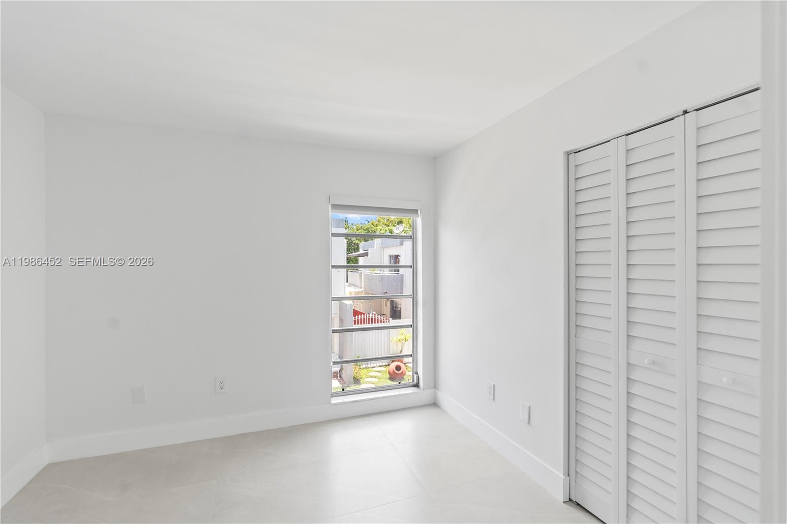 ALHAMBRA MANORS CONDO - Residential Lease