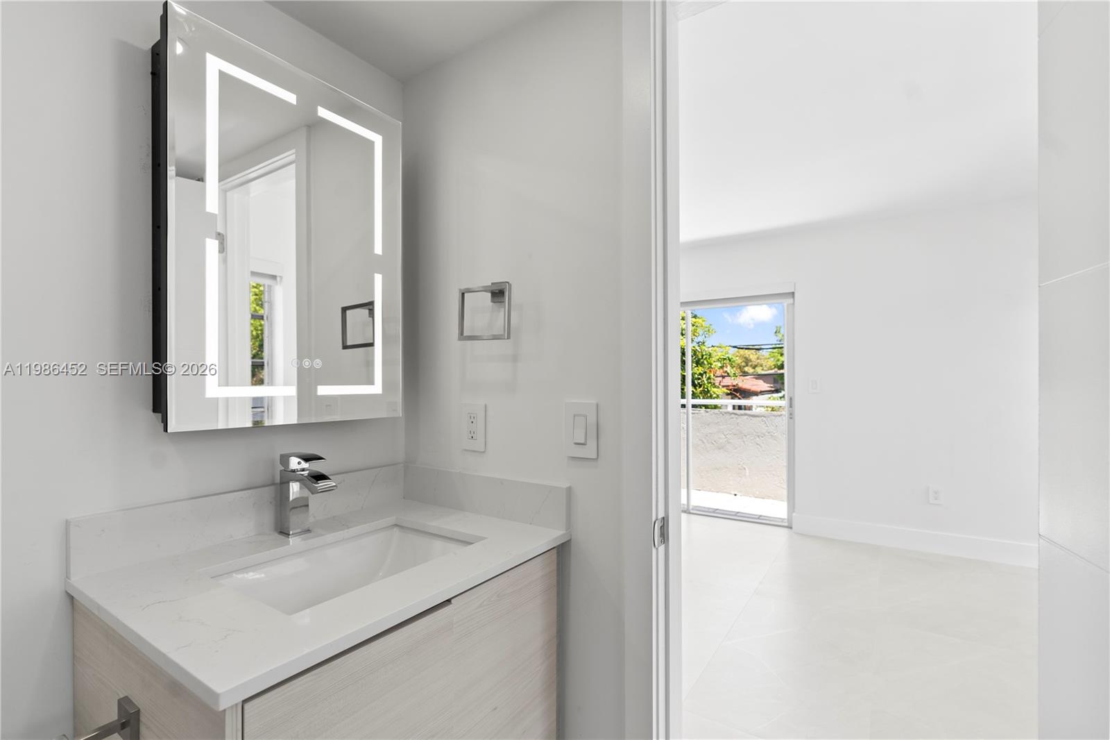 ALHAMBRA MANORS CONDO - Residential Lease