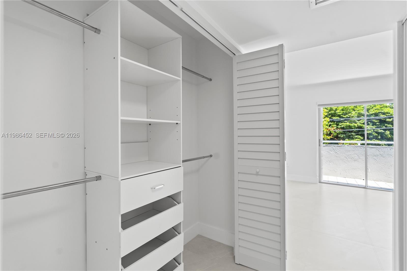 ALHAMBRA MANORS CONDO - Residential Lease