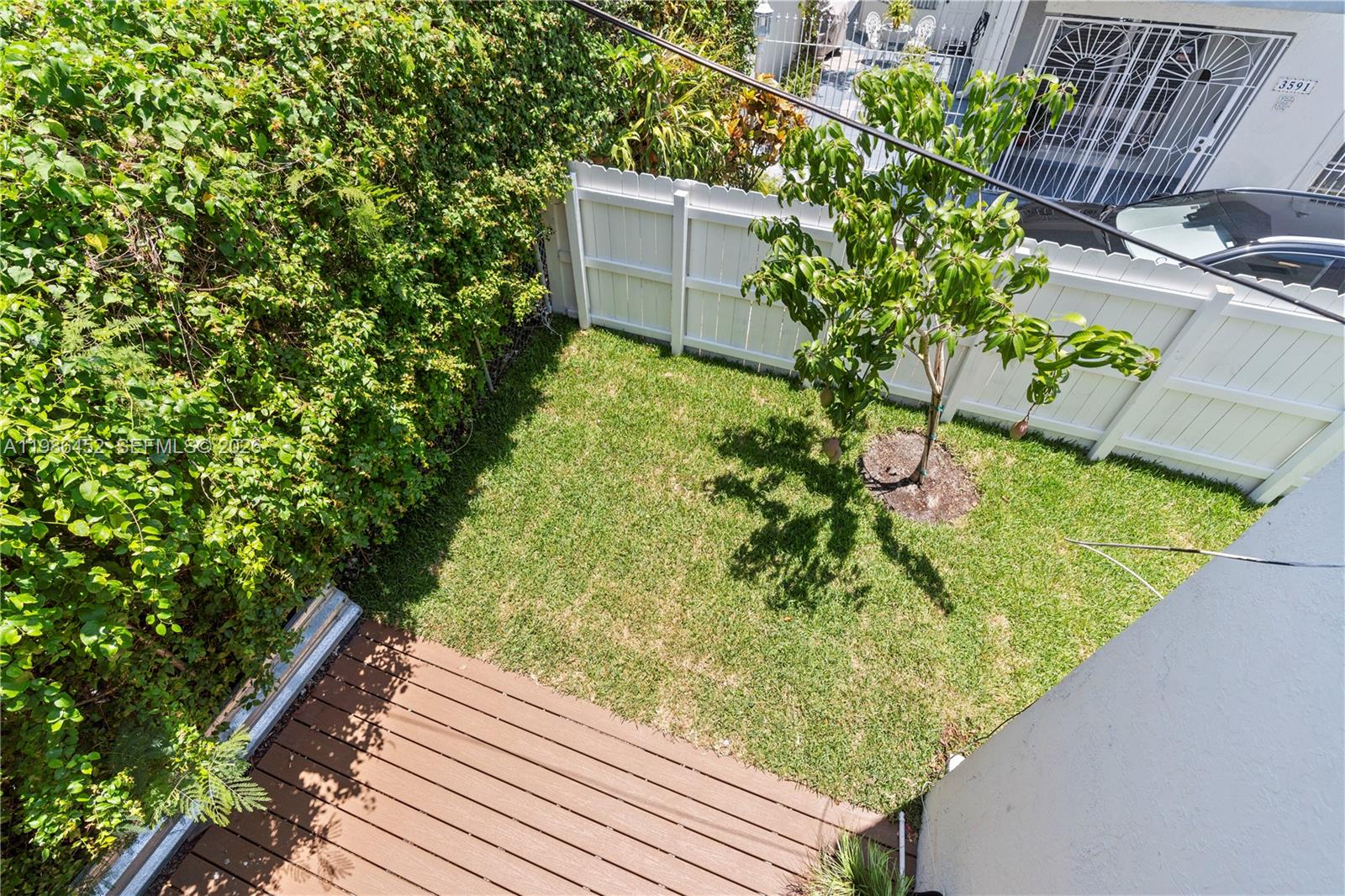 ALHAMBRA MANORS CONDO - Residential Lease